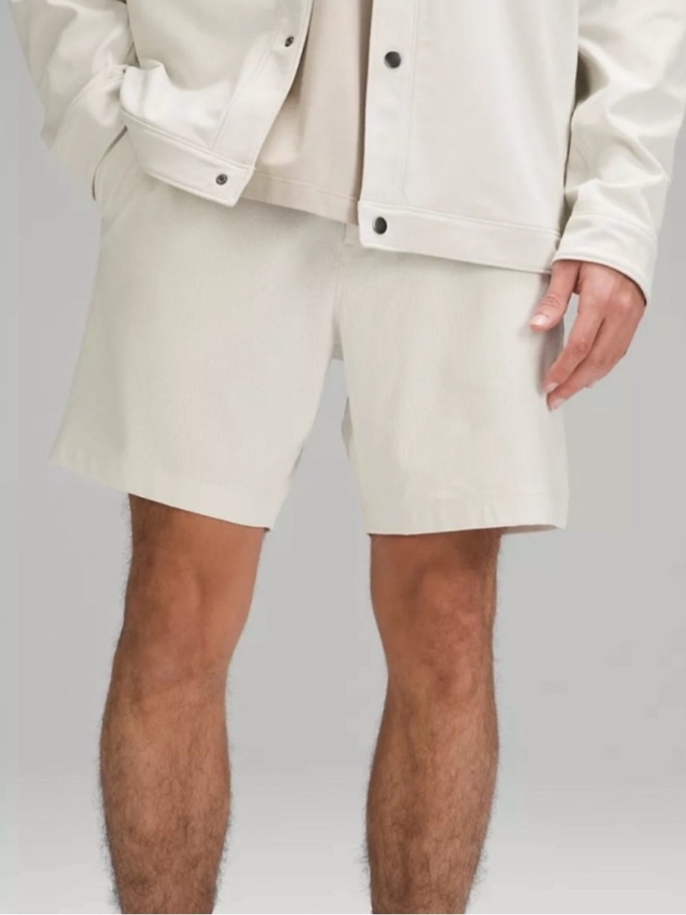 Lululemon ABC Classic Fit Woven Air Off White Shorts Men’s Size 38